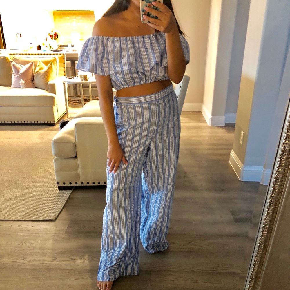 Crop top and pant set
